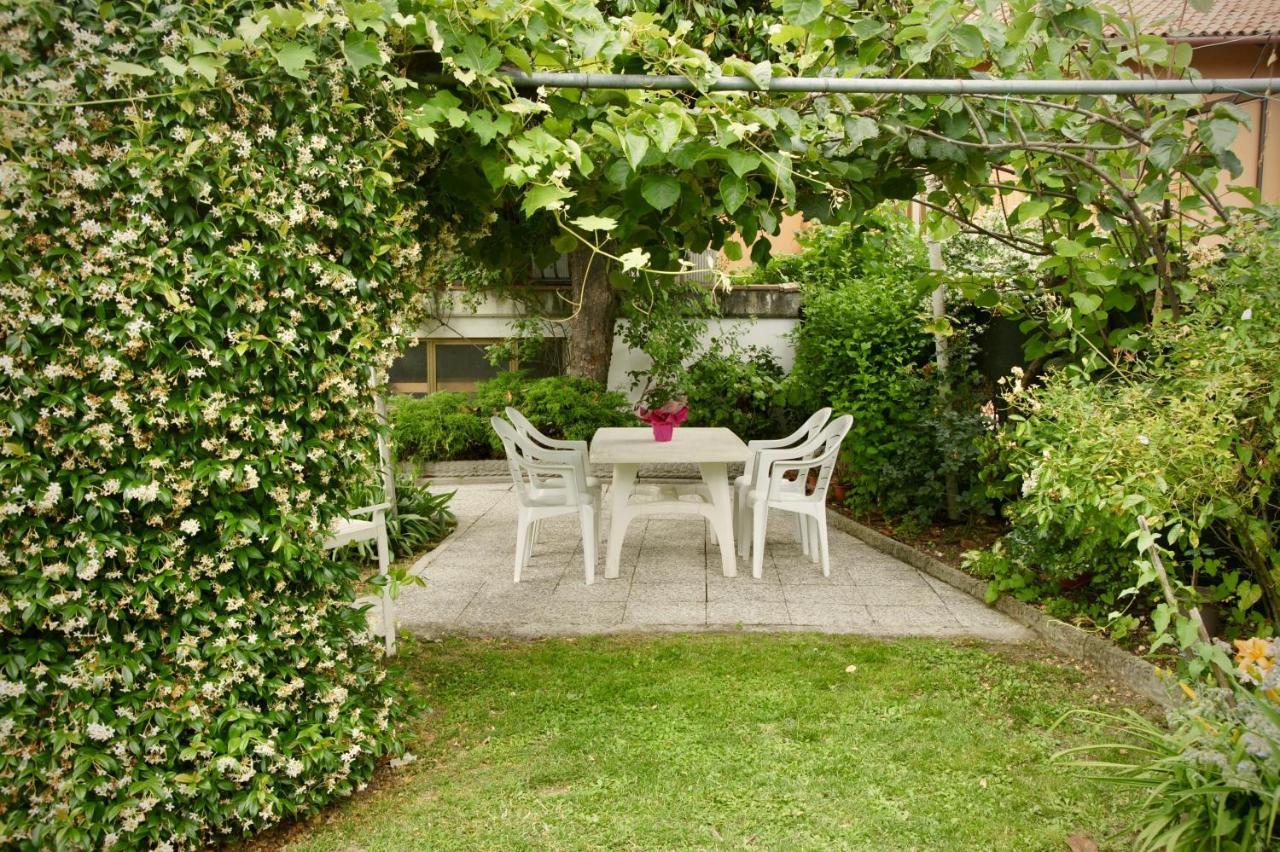 Buia B&B The Secret Garden מראה חיצוני תמונה